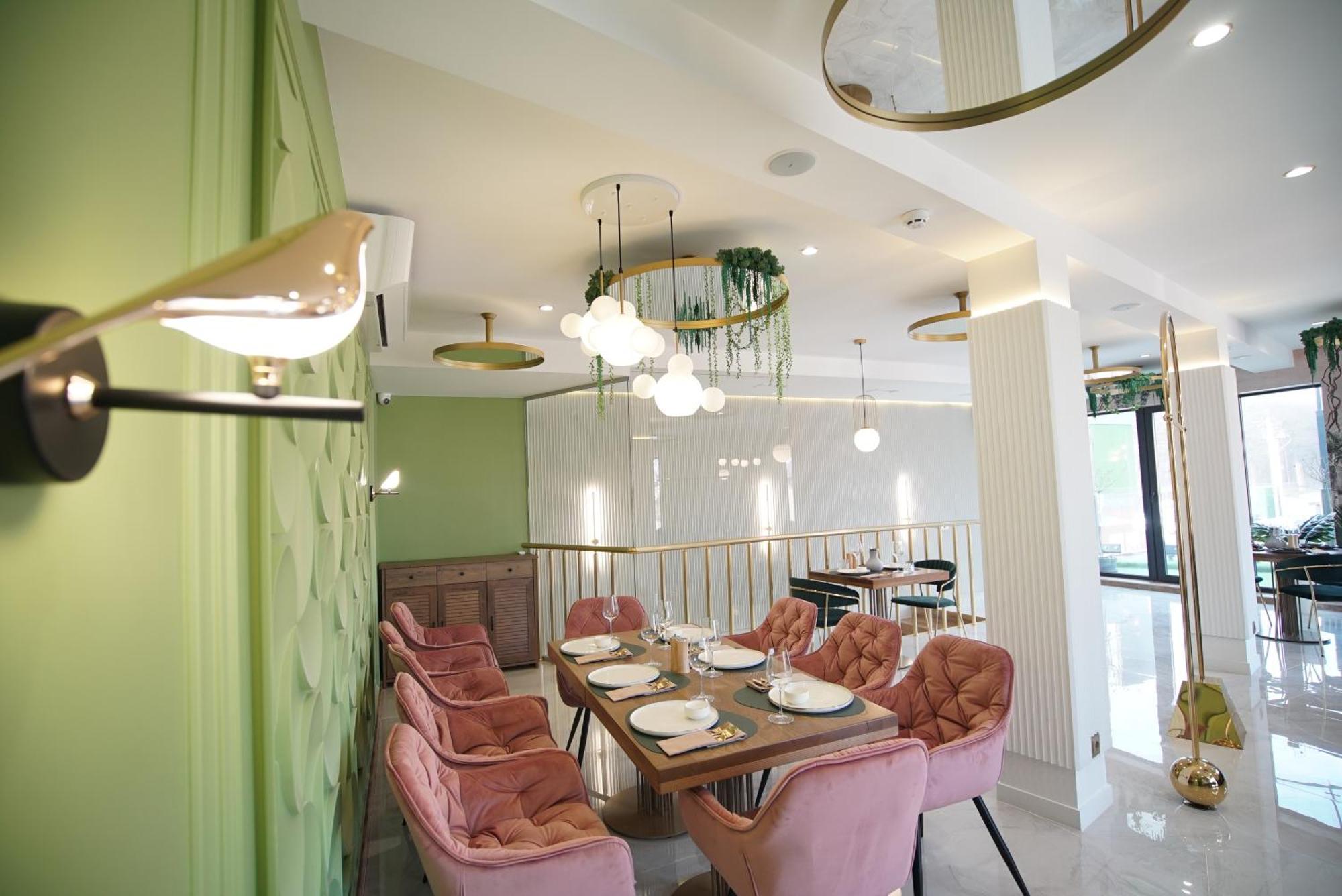 Hide Park Hotel Vinnicja Kültér fotó