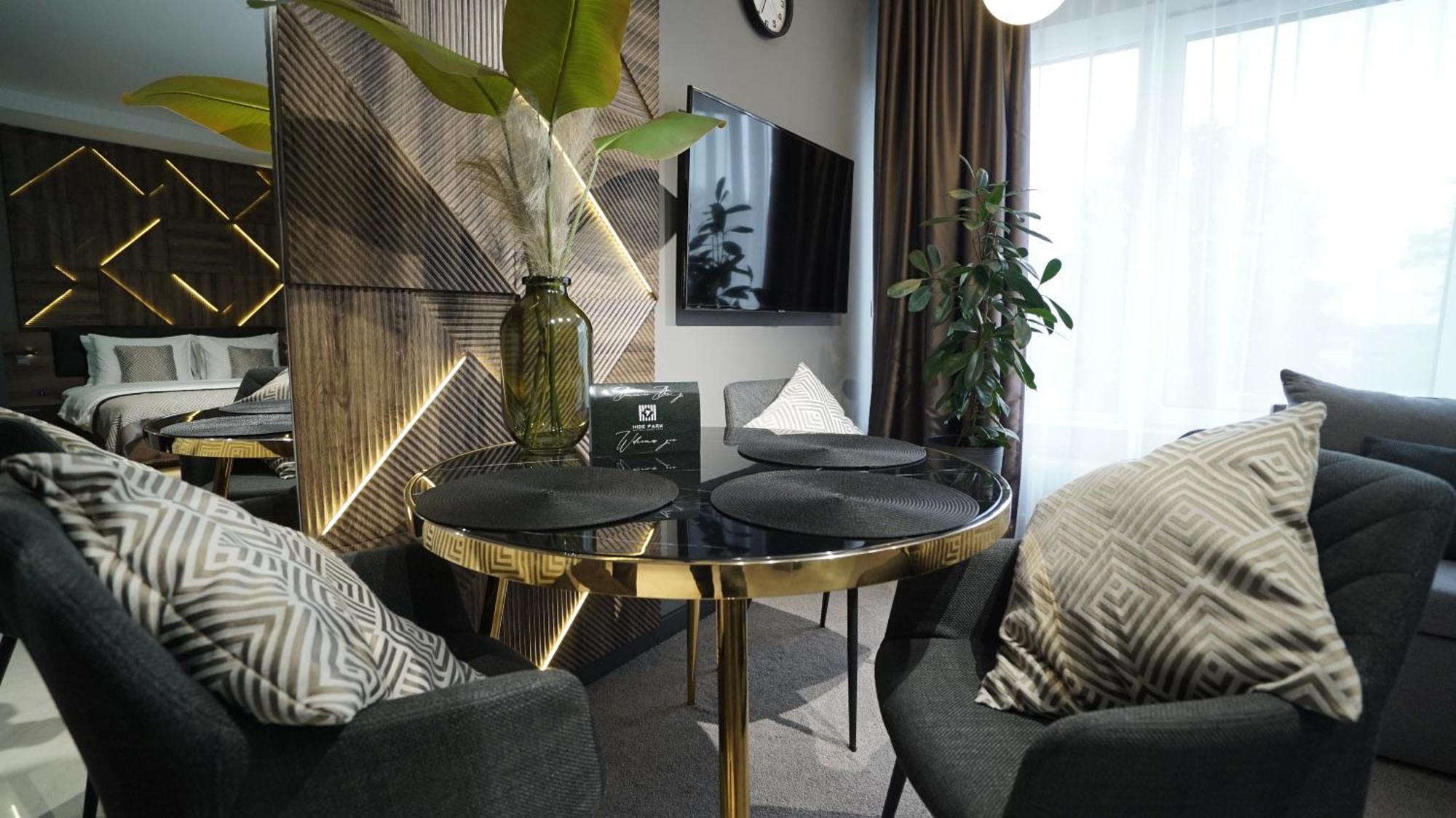 Hide Park Hotel Vinnicja Kültér fotó