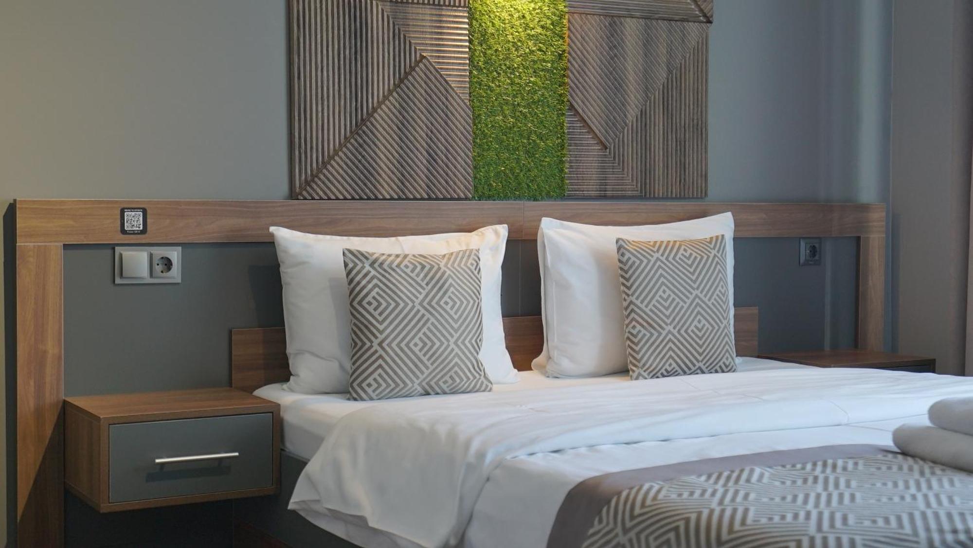 Hide Park Hotel Vinnicja Kültér fotó