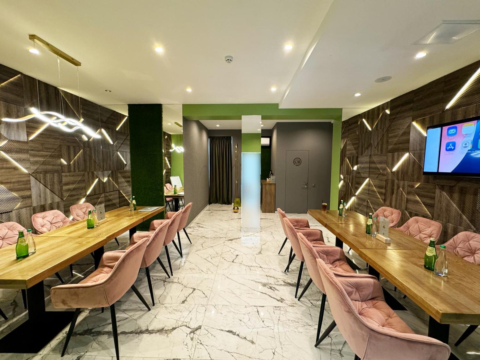 Hide Park Hotel Vinnicja Kültér fotó