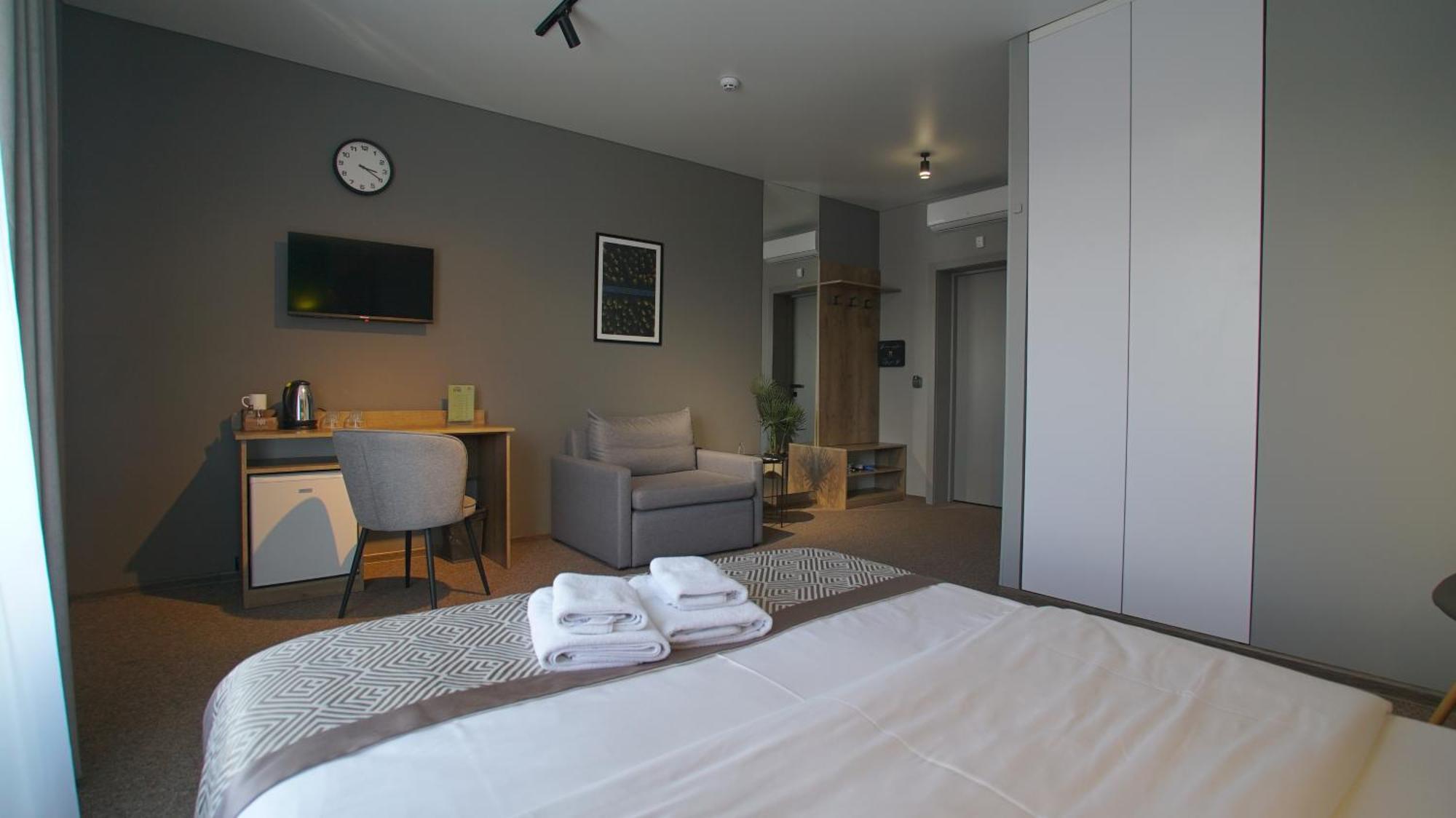 Hide Park Hotel Vinnicja Kültér fotó